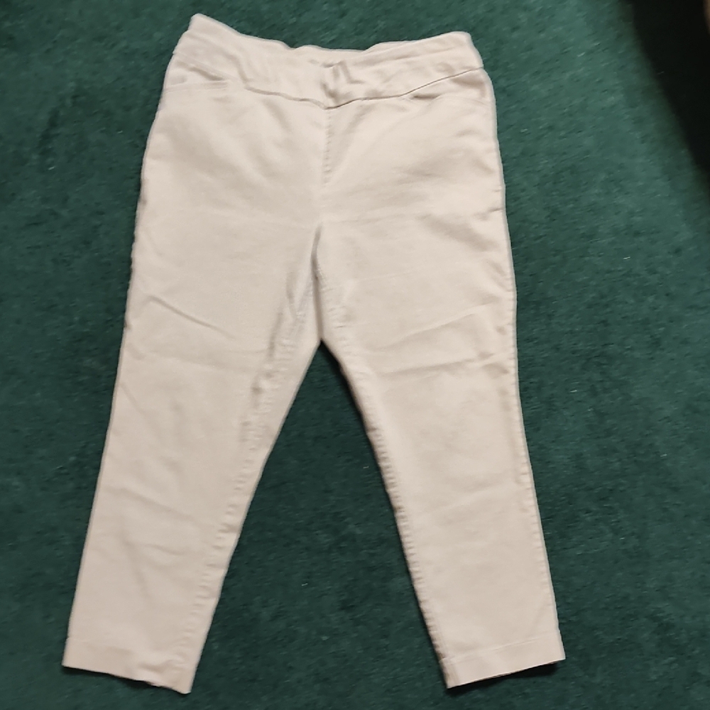5 For $25 🔥Women's Khaki Cream Pants